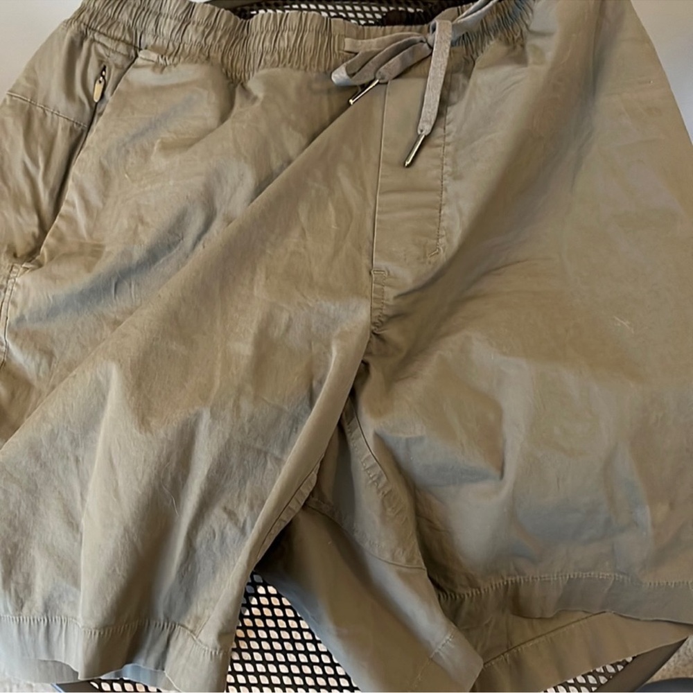 Lululemon Men's Shorts